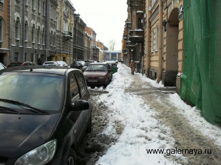 Фото по неуборке от снега Галерной ул. в декабре 2010г.