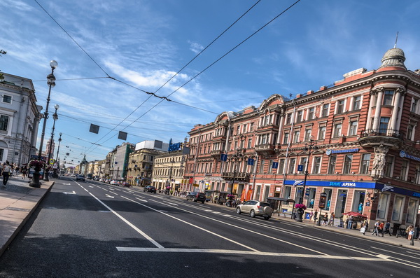 В наступившем году в Петербурге отремонтируют 95 дорожных участков