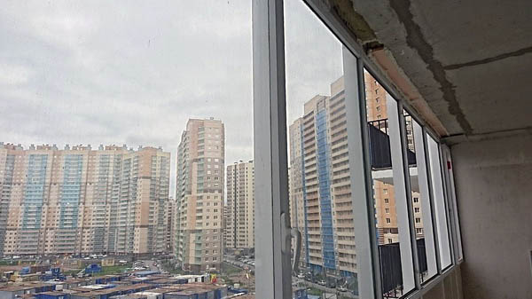 Депутаты встают на защиту петербуржцев от несправедливых штрафов за застекленные балконы