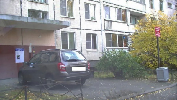 В Петербурге решили усилить мониторинг нарушений парковки