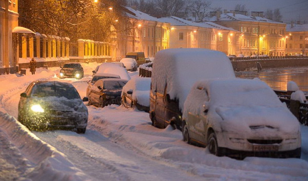 Беглов не смог привести Петербург в порядок после снегопада к 1 декабря