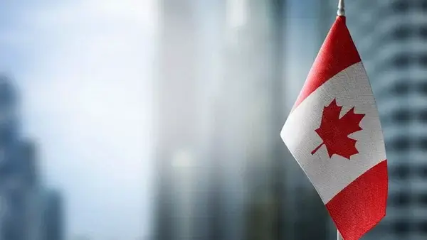 Власти Канады ввели санкции в отношении главы Северной столицы