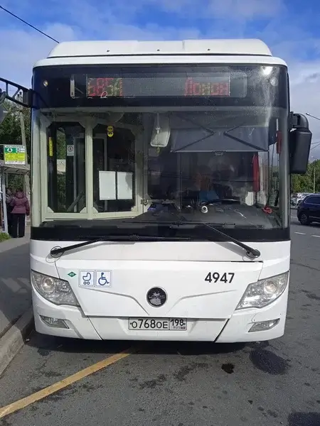 Санкт-Петербург выделил автобусы для Мариуполя